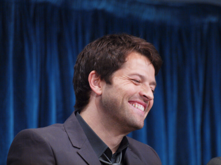 Misha Collins Reaches Out on the COVID Crisis